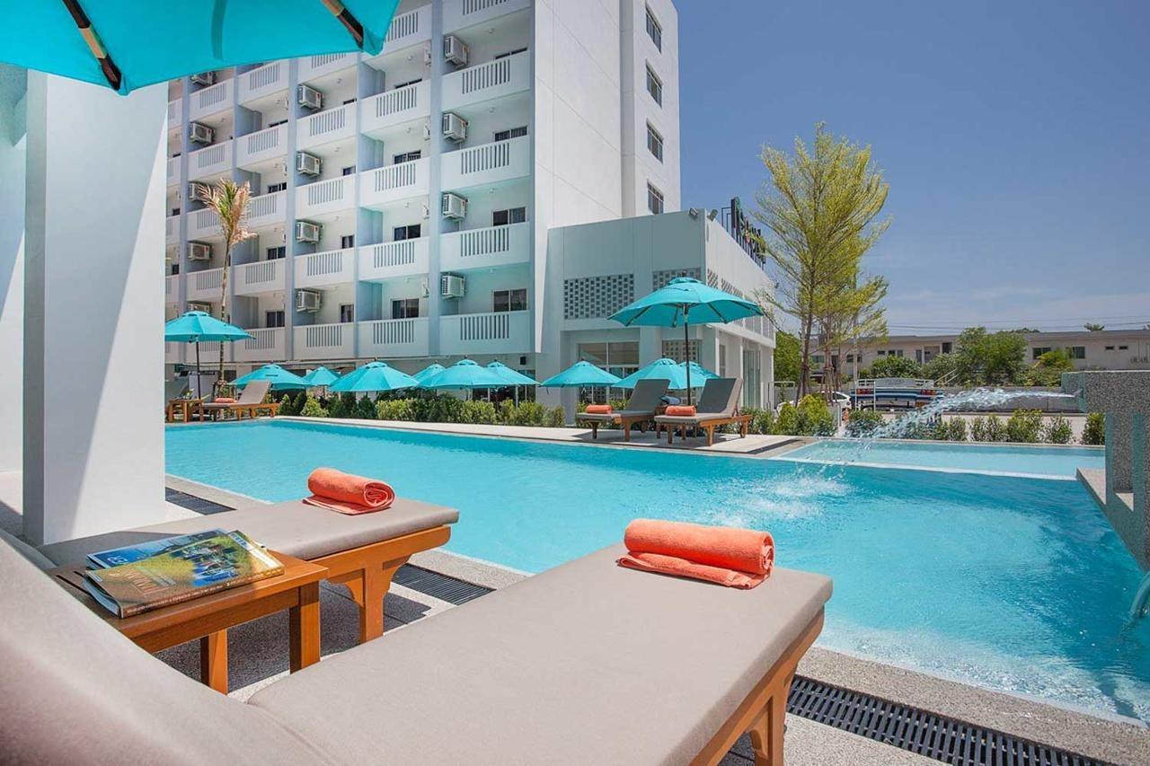 Recenta Suite Phuket Suanluang Exterior foto