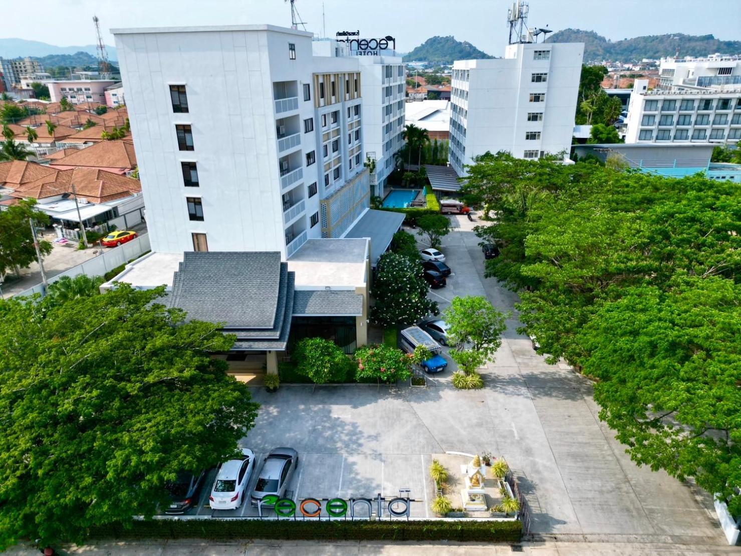 Recenta Suite Phuket Suanluang Exterior foto