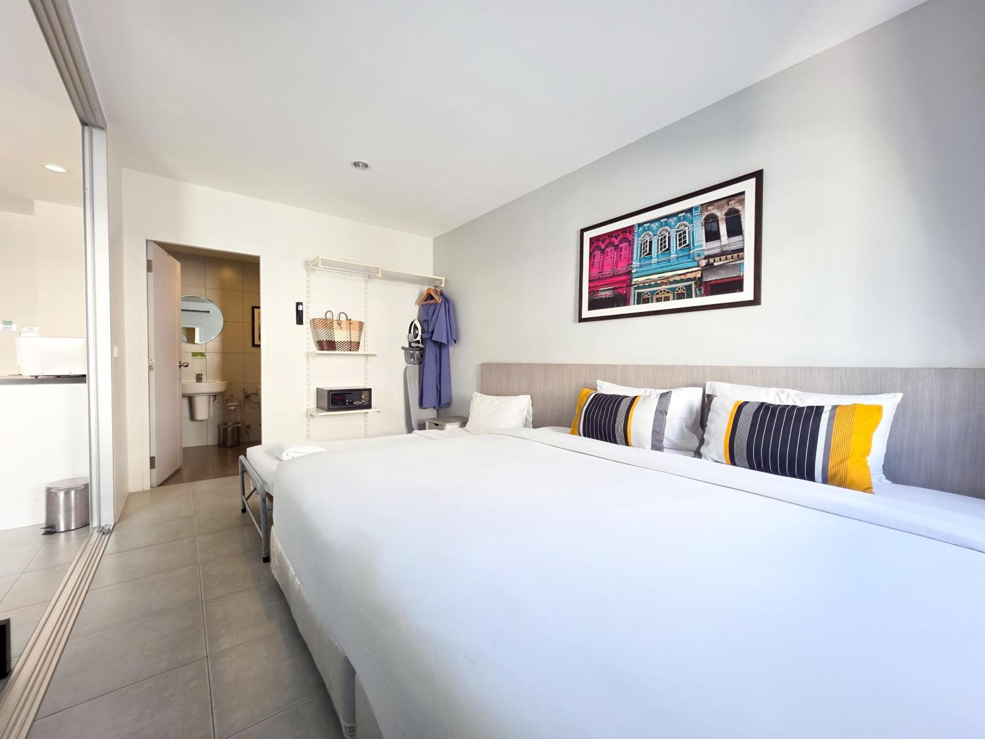 Recenta Suite Phuket Suanluang Exterior foto